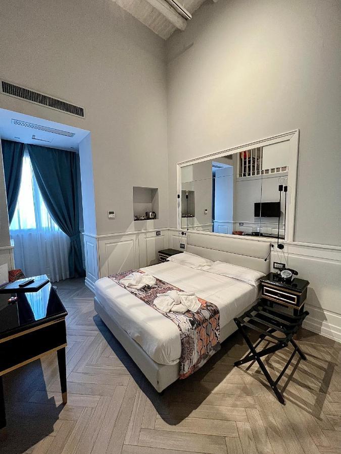 Relais Piazza Vittoria Bed & Breakfast Napoli Dış mekan fotoğraf