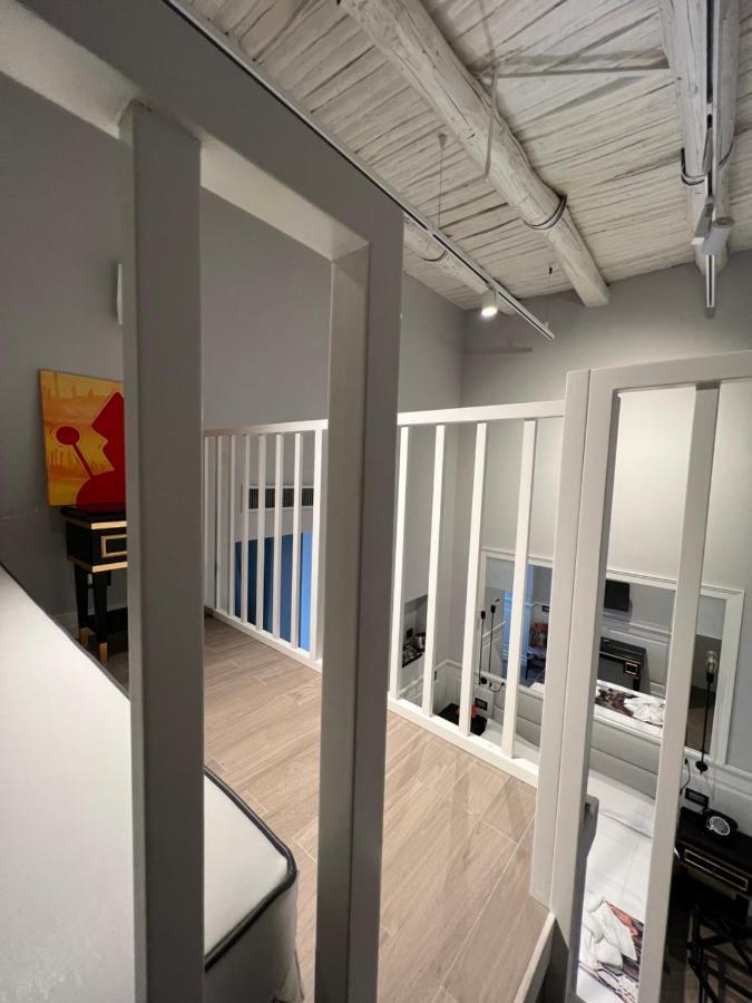 Relais Piazza Vittoria Bed & Breakfast Napoli Dış mekan fotoğraf